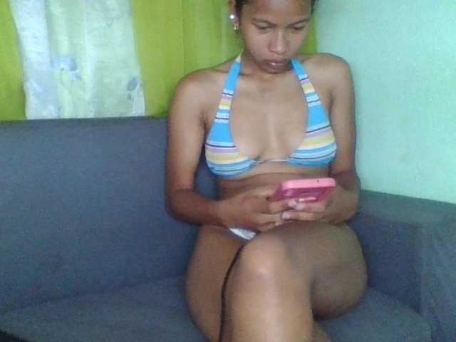 NADIAH's BongaCams show and profile