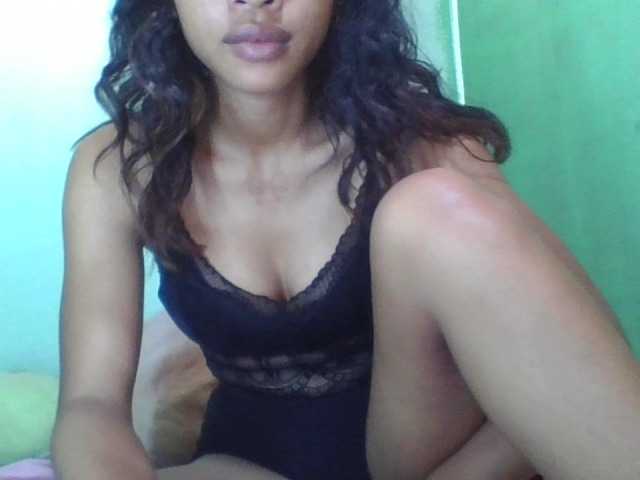 NADIAH's BongaCams show and profile