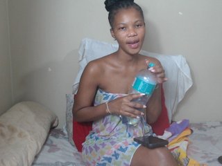 BadGirlMonaa Porn Show