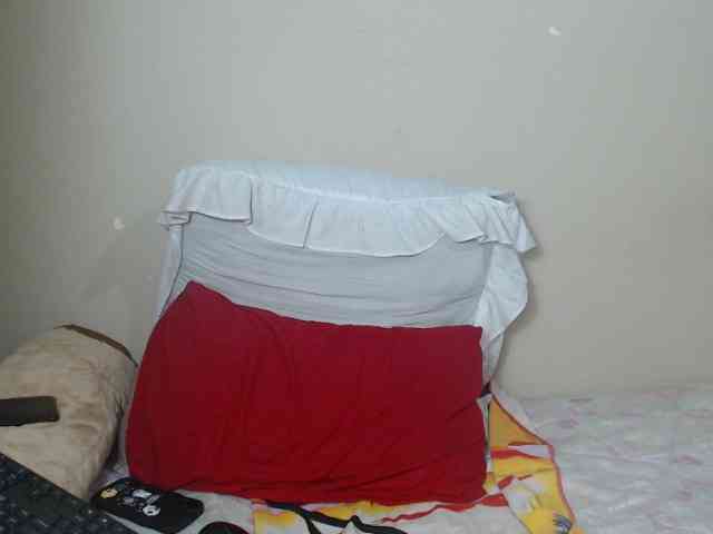 BadGirlMonaa webcam
