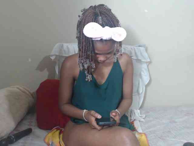 BadGirlMonaa BadGirlMonaa