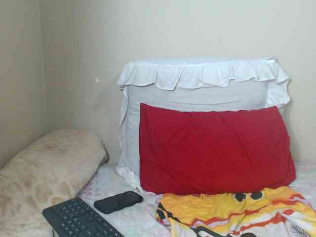 BadGirlMonaa webcam