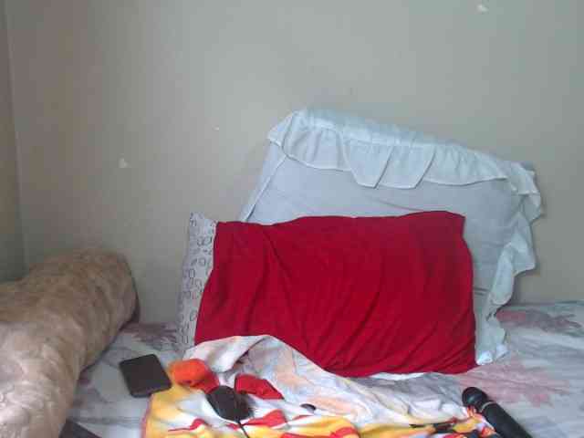 BadGirlMonaa webcam