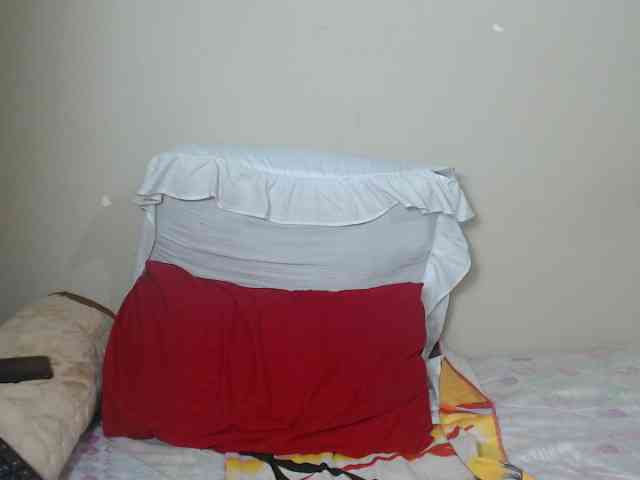 BadGirlMonaa webcam