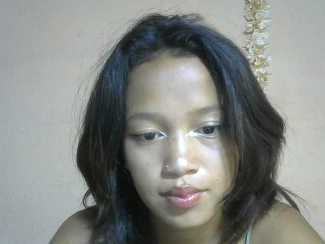 Laura1881, une amatrice française avec qui discuter et avoir du sexe