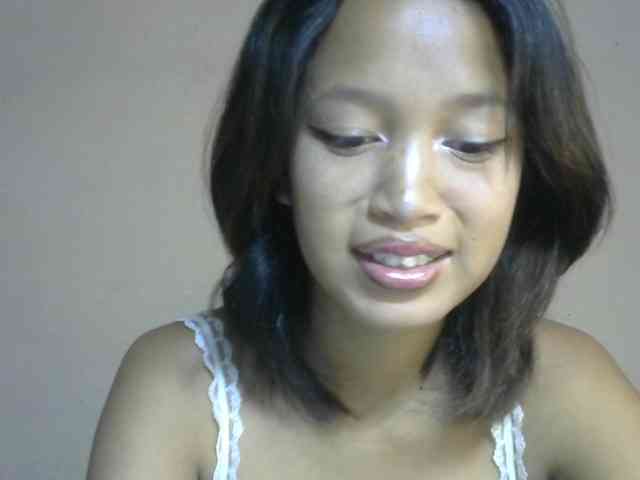Laura1881 webcam
