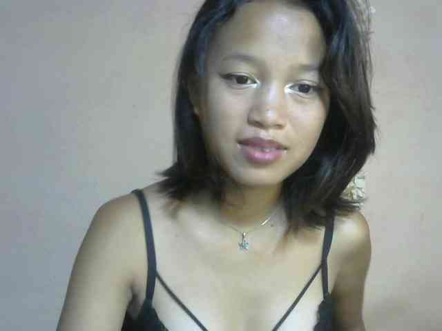 Laura1881 webcam