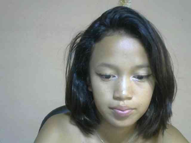Laura1881 webcam