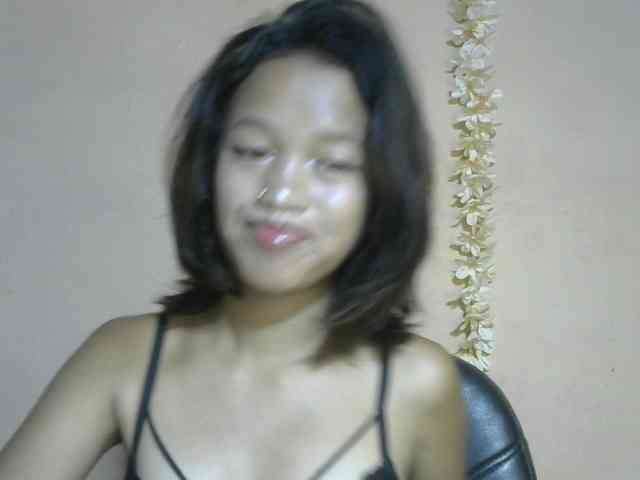 Laura1881 webcam