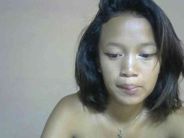 Laura1881 webcam