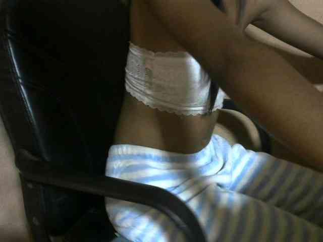 Laura1881 Live Webcam on BongaCams