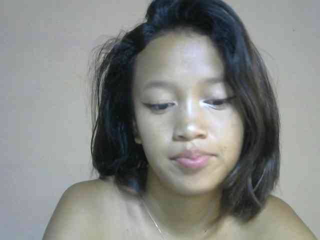Laura1881 webcam