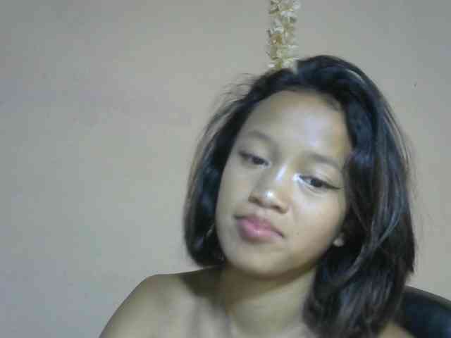 Laura1881 webcam