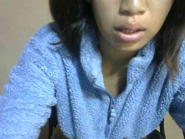 Laura1881 webcam