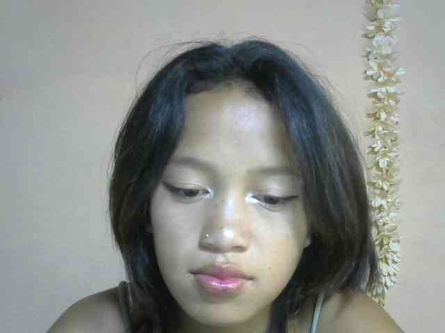 Laura1881 webcam