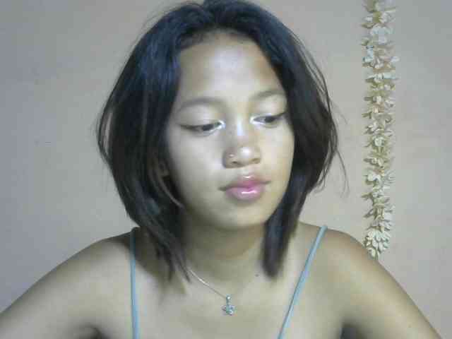 Laura1881 webcam