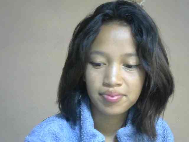 Laura1881 webcam