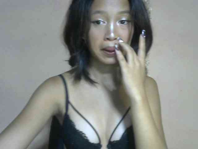 Laura1881 webcam