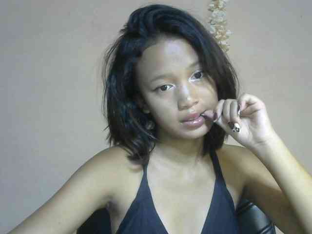 Laura1881 webcam