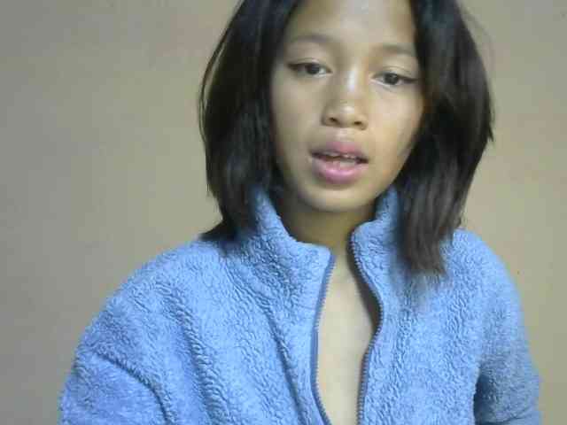 Laura1881 webcam