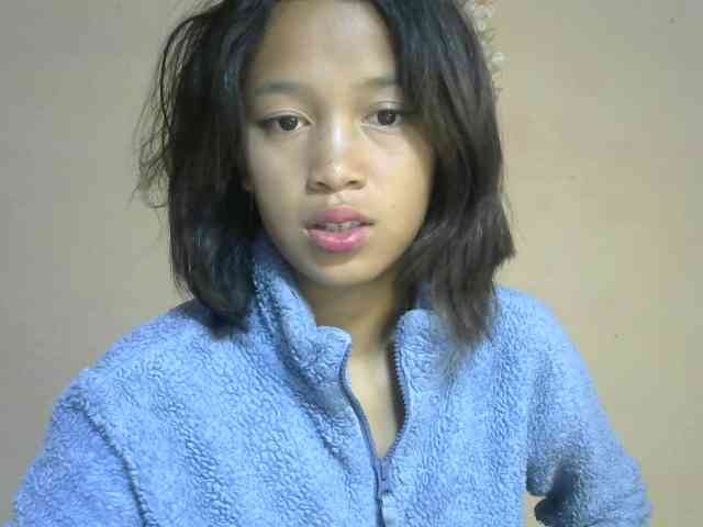 Laura1881 webcam