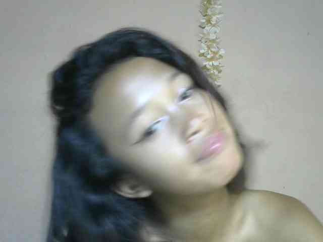 Laura1881 webcam