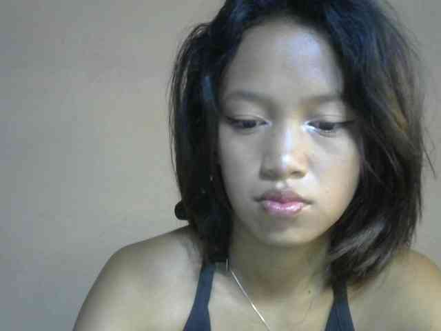 Laura1881 webcam