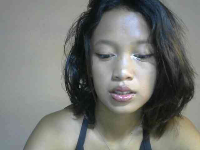 Laura1881 webcam