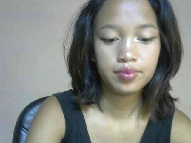 Laura1881 webcam