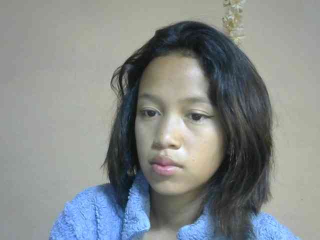 Laura1881 webcam