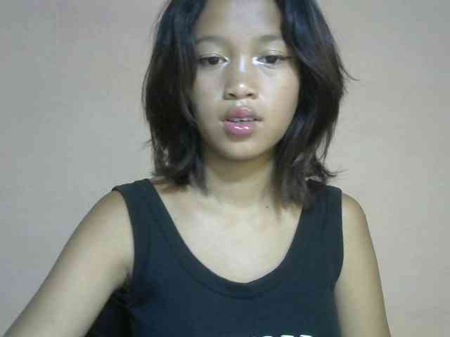 Laura1881 webcam