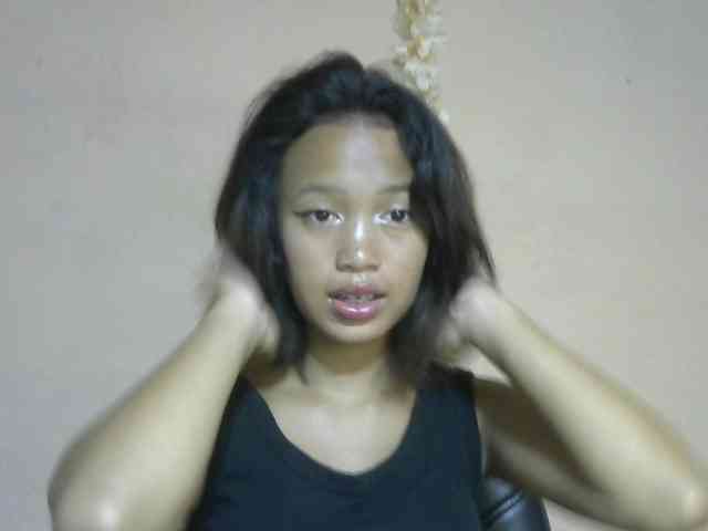 Laura1881 webcam