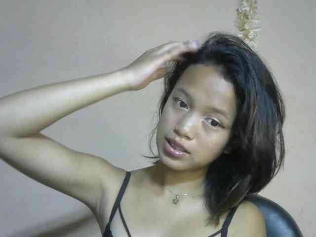 Laura1881 webcam
