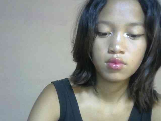 Laura1881 webcam