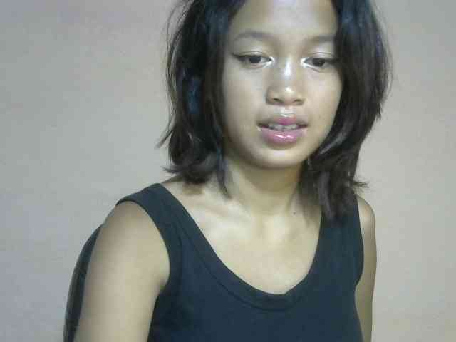 Laura1881 webcam