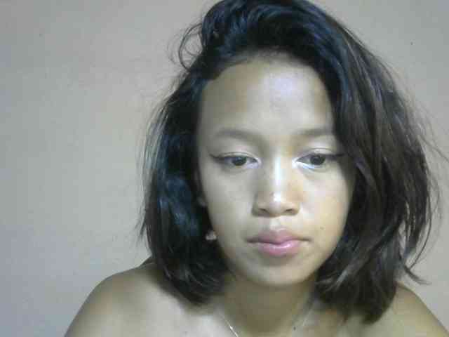 Laura1881 webcam