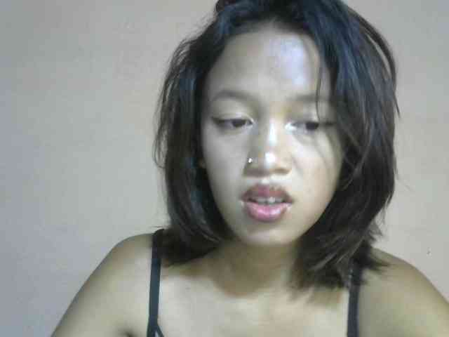 Laura1881 webcam