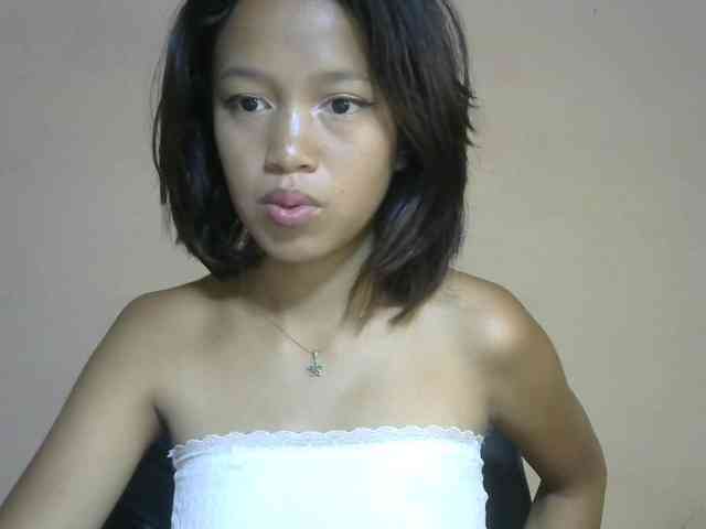 Laura1881 webcam