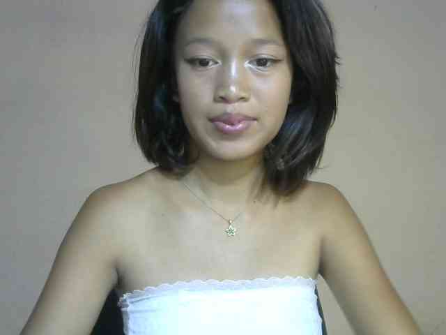 Laura1881 webcam