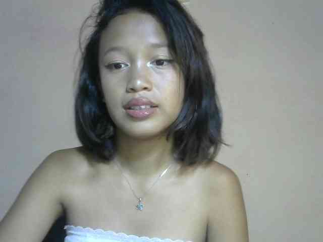 Laura1881 webcam