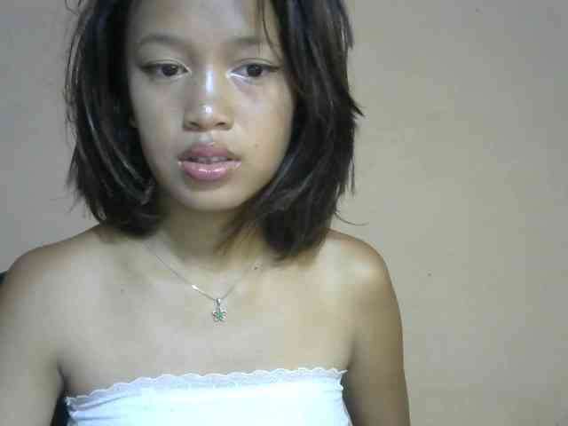 Laura1881 webcam
