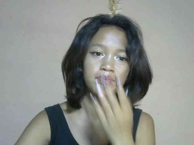 Laura1881 webcam