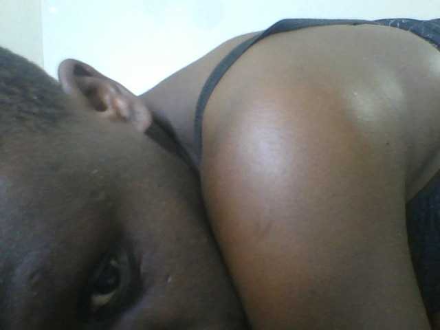 Petitegoddess webcam