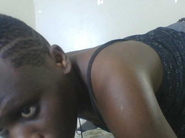 Petitegoddess Live Cam on BongaCams