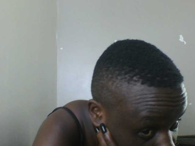 Petitegoddess from BongaCams