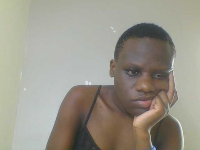 Petitegoddess's BongaCams show and profile