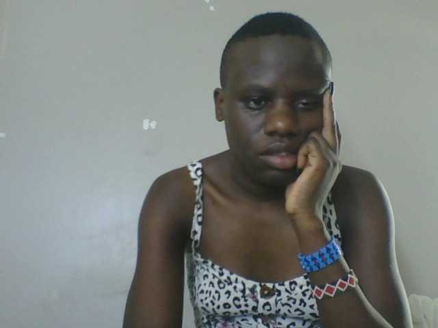 Petitegoddess from BongaCams