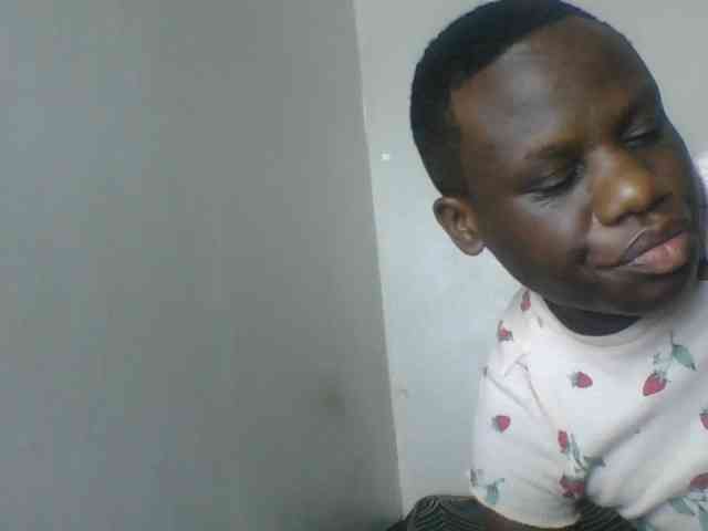 Petitegoddess webcam