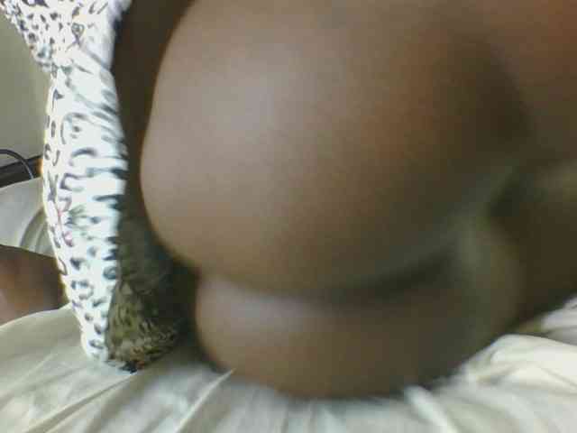 Petitegoddess webcam