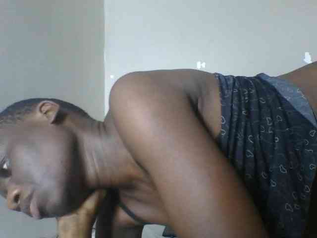 Petitegoddess webcam